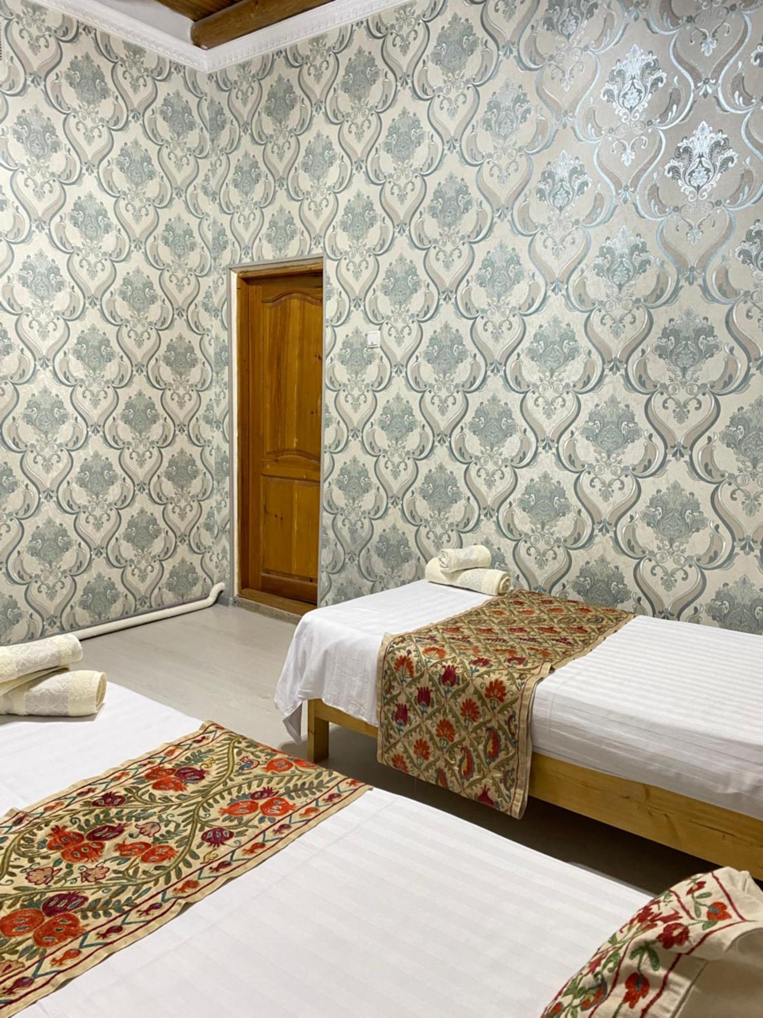 Antique Hotel In Old Town Бухара Экстерьер фото
