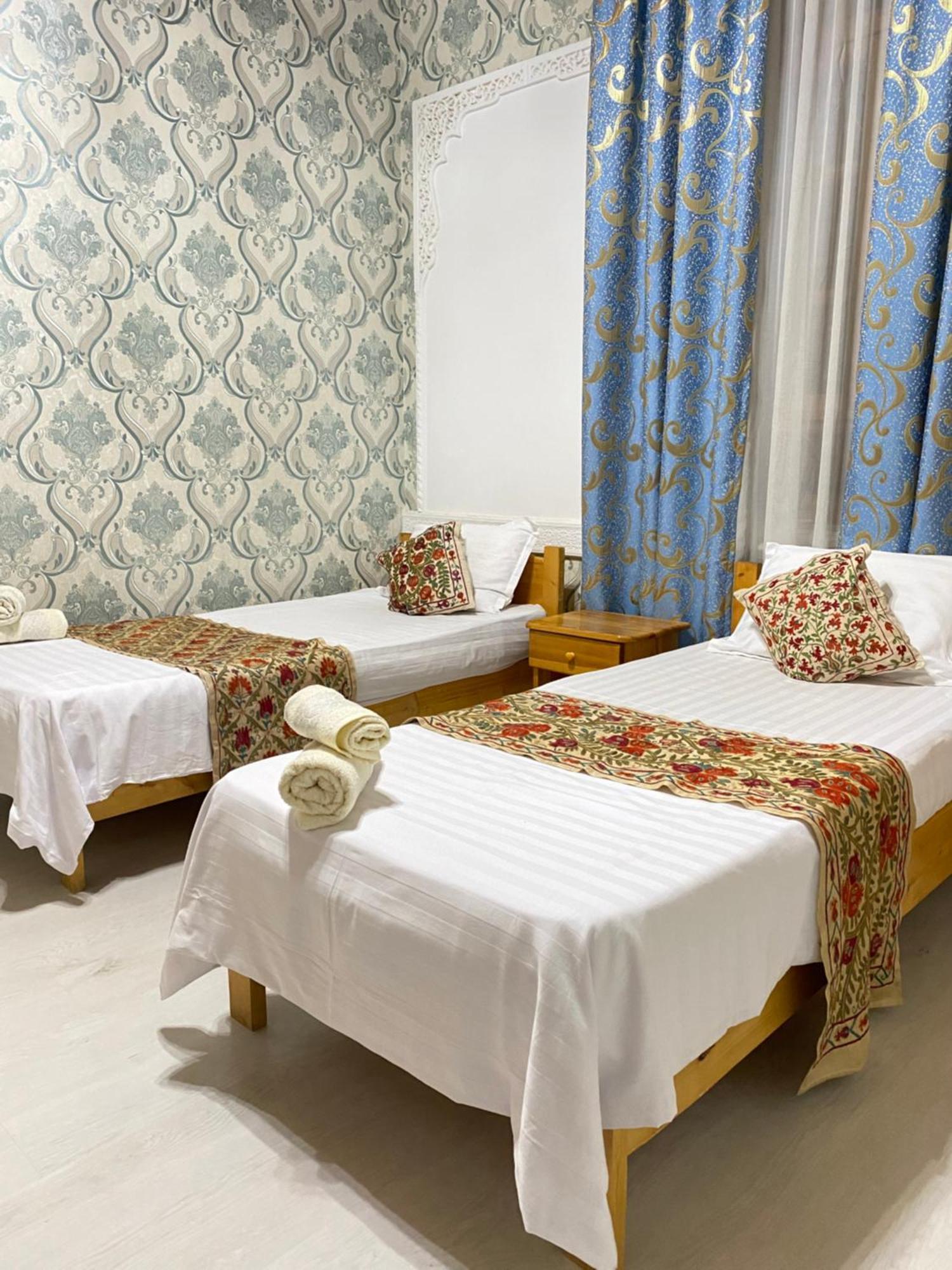 Antique Hotel In Old Town Бухара Экстерьер фото