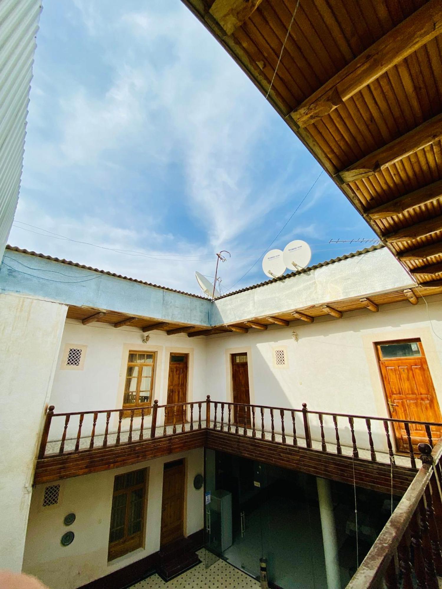 Antique Hotel In Old Town Бухара Экстерьер фото